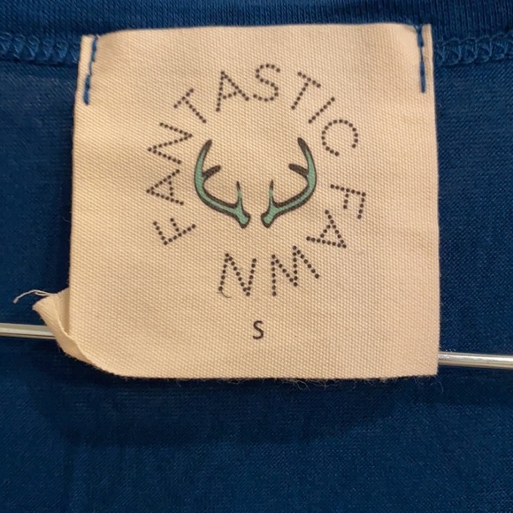 FANTASTIC Fawn Sz S Short Sleeve Top Blouse V Neck, Faux Buttons, Tie Knot Blue - Picture 4 of 11